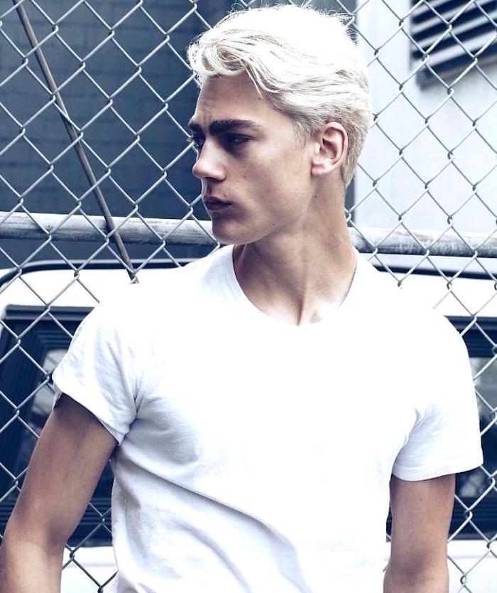 coloration polaire style scandinave teinture blonde homme platine tendance 