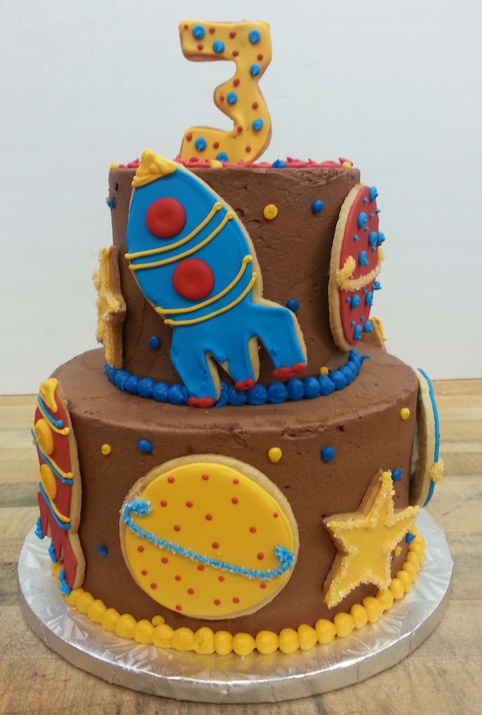 Idée design gateau anniversaire fille adorable idée de gâteau mignon pour un enfant biscuits