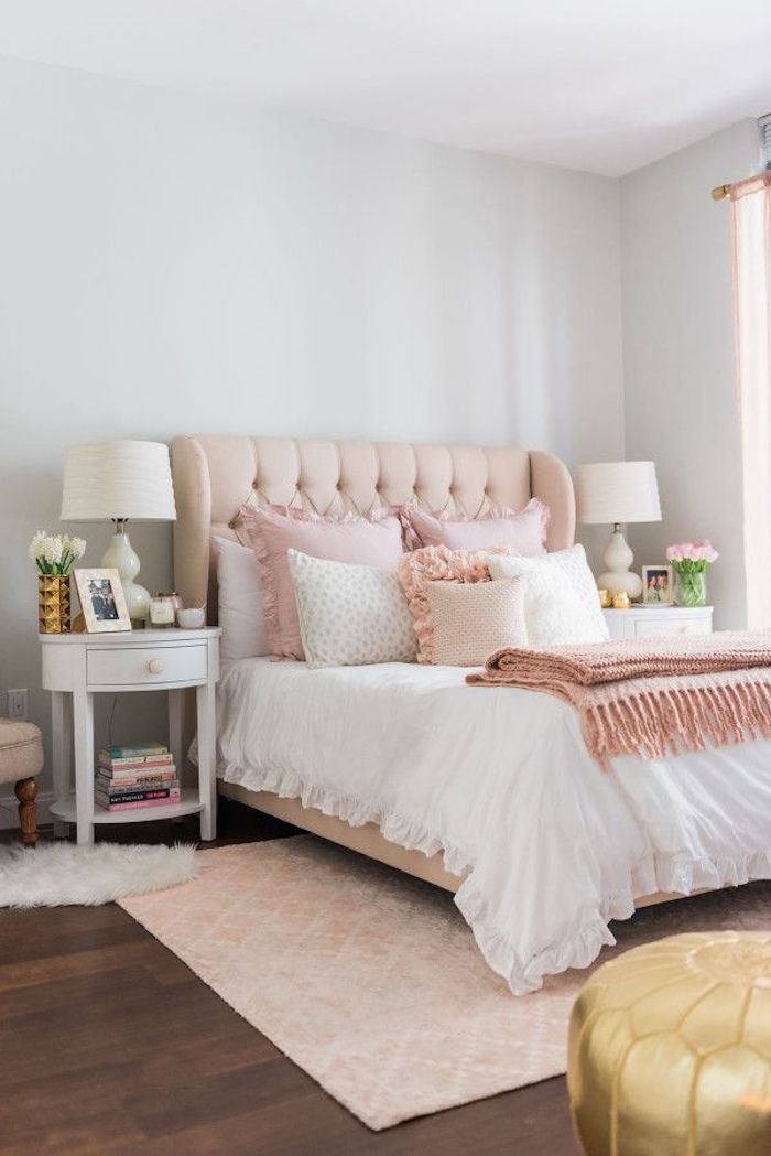 Peinture rose poudré chambre rose et blanc appartement decoration chambre à coucher rose adulte