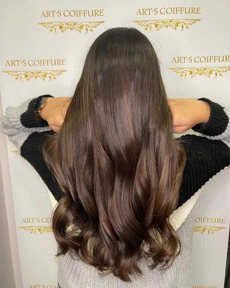 balayage chocolat et reflet chauds cheveux longs