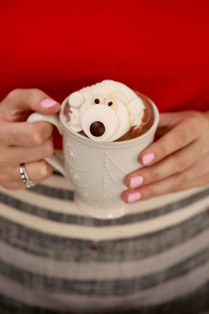 ourson guimauve originale pour à mettre dans sa tasse de chocolat chaud pour le rendre encore plus gourmand