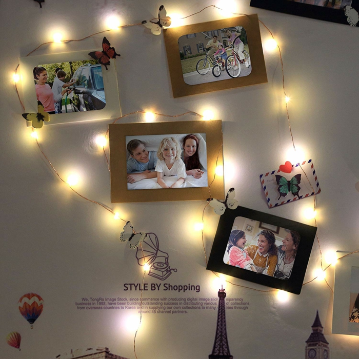 mur avec des photos, souvenirs en couleurs, guirlande a pile, guirlande lumineuse pour chambre, déco cocooning chambre