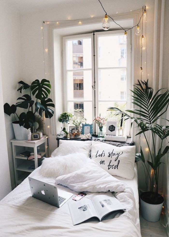 Deco chambre bohème chic, blanche deco chambre adulte, plantes vertes, cool idée design moderne pour petite chambre