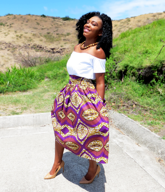 jupe africaine wax large violet et or coupe large mi longue avec top blanc