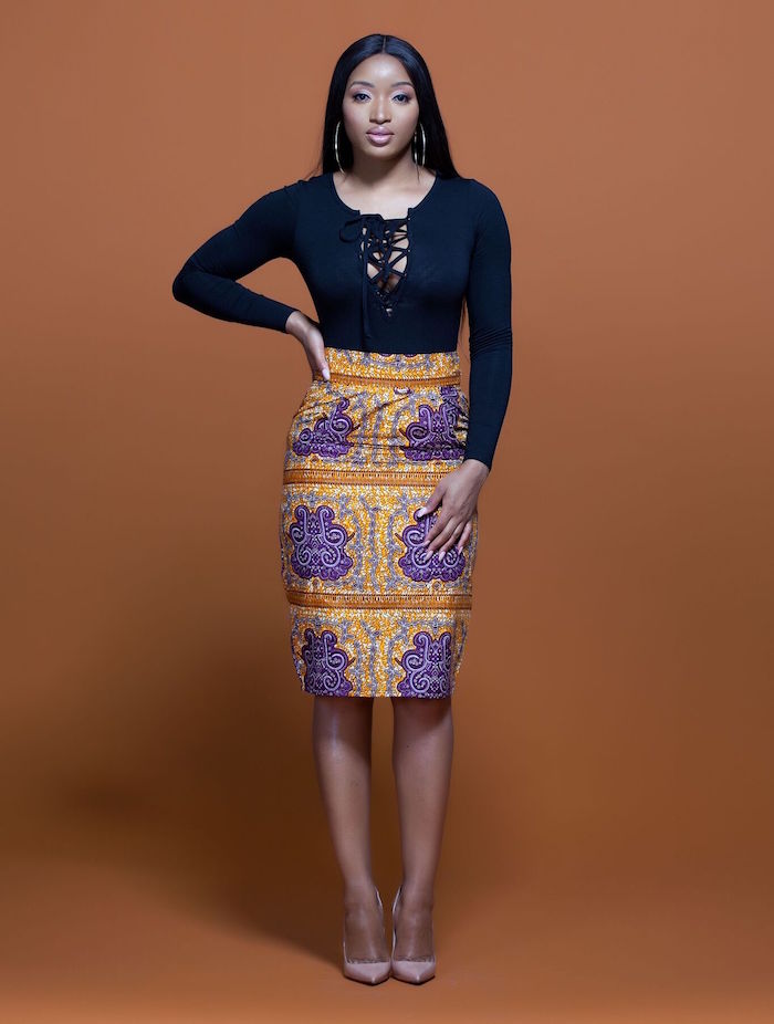 jupe femme africaine élégante pour soirée à coupe étroite jaune et violet longueur genoux