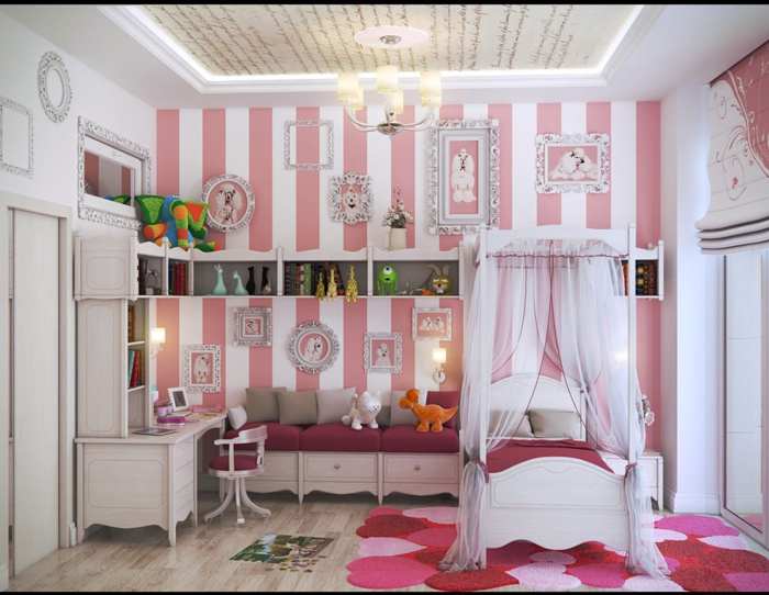 couleur rose pale, murs aux rayures verticales roses et blanches, lit blanc de princesse avec moustiquaire voilage blanc semi-transparent
