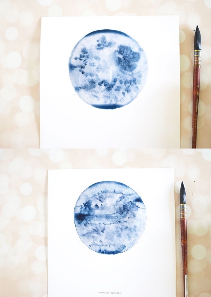 apprendre à dessiner une pleine lune bleu indigo à l'aquarelle, astuces aquarelle peinture avec un seul pigment