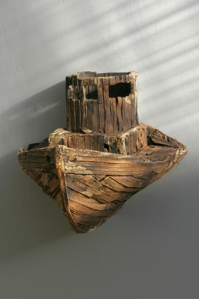 bateau en bois flotté, création en bois flotté, déco artistique en bâtons de bois
