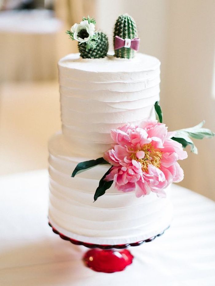 Figurines marie et mari en cactus, idée originale déco cactus mariage, idée originale gateau piece montee avec figurine, mariage gateau
