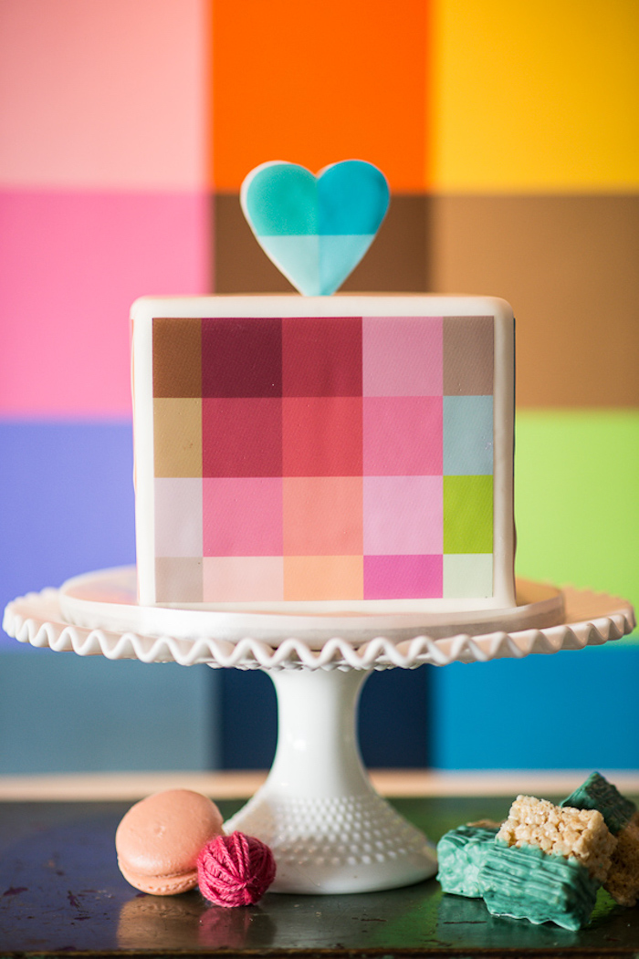Pièce montée mariage choux, gateau de mariage, gateau de mariage original pixel forme carré, cool idée gateau de mariage coloré