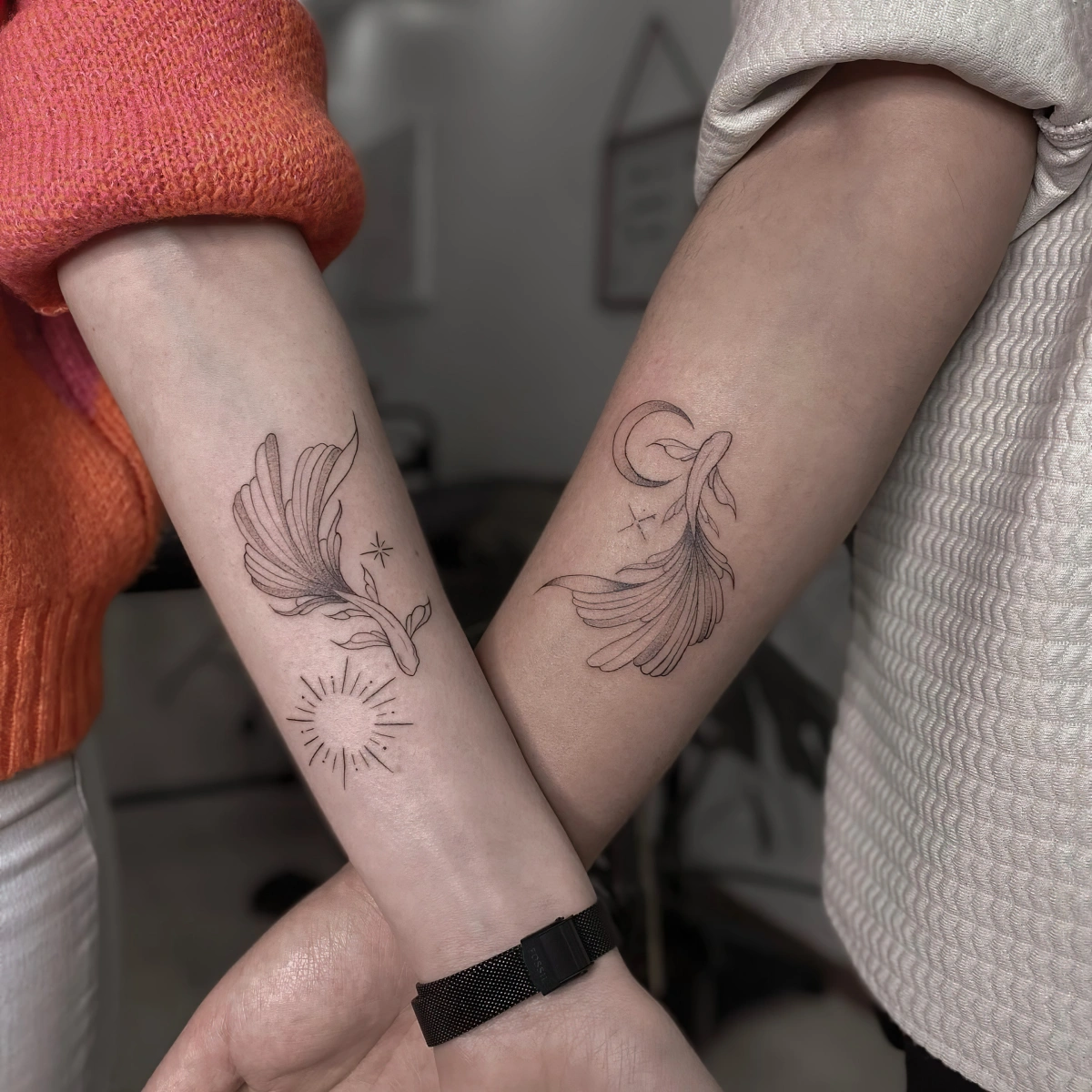 idee tattoo motif animaux poisson soleil lune bras dessin