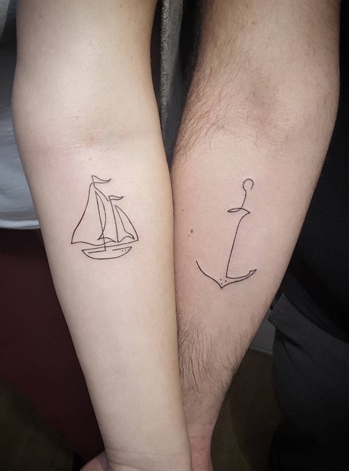 Cool idée de tatouage cadenas, tatouage en commun pour copine et copain, bateau et son ancre dessins en un ligne