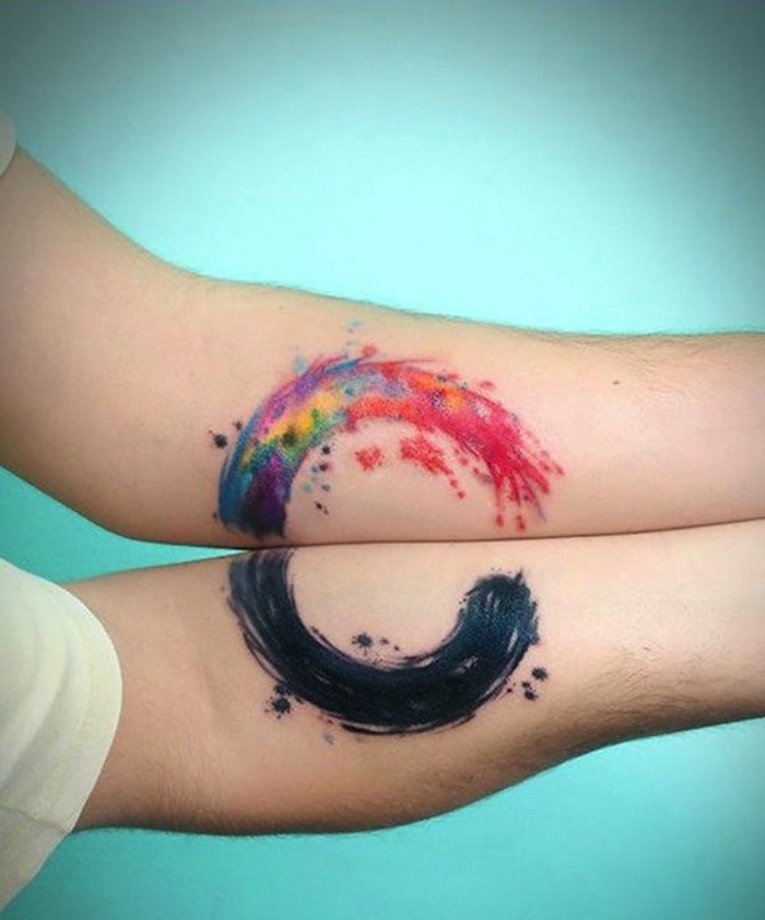 tatouage commun couple, tatouage couple discret, chouette idée pour les couples qui veulent se tatouer ensemble