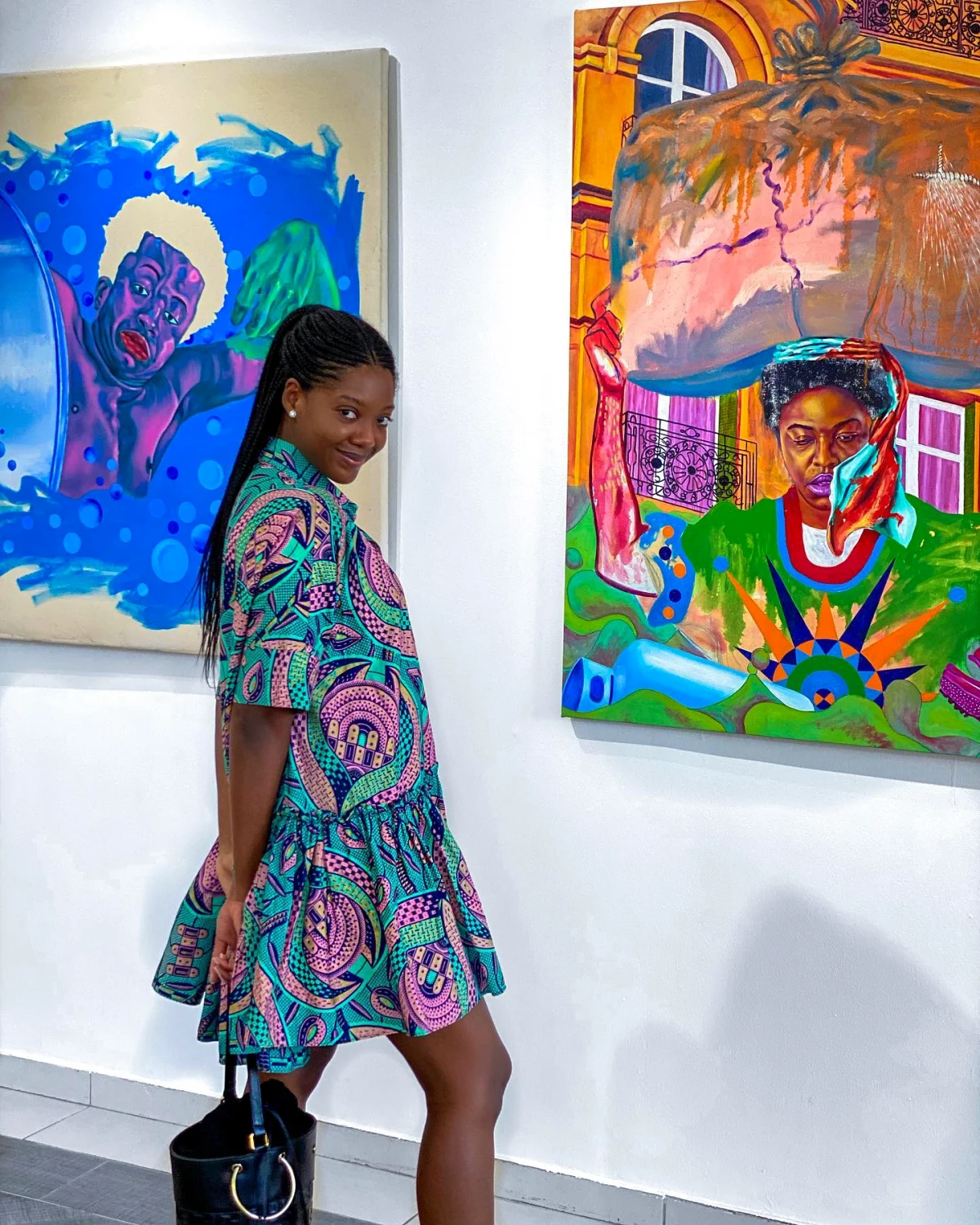 modele de robe africaine en wax couleur bleu gallerie d art peintures