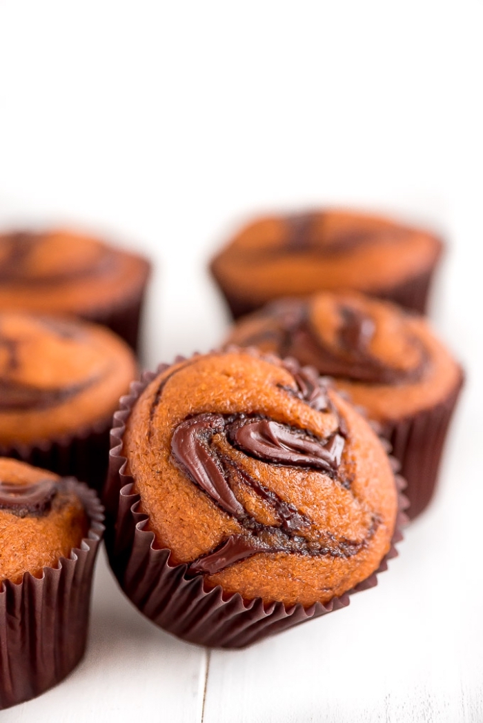 idée de dessert gourmand de muffins marbrés à la courge et au nutella, recette courge originale pour un dessert d'automne
