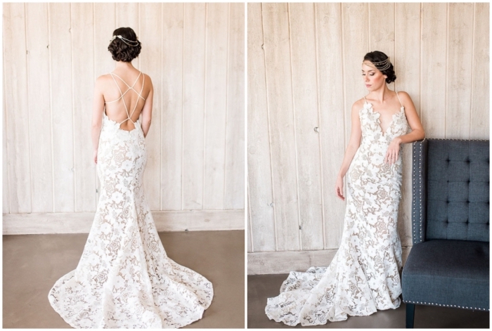 modèle de robe de mariée avec décolleté de dos ouvert accentués par des bretelles fines croisées, robe de mariée dentelle dos nu d'allure vintage