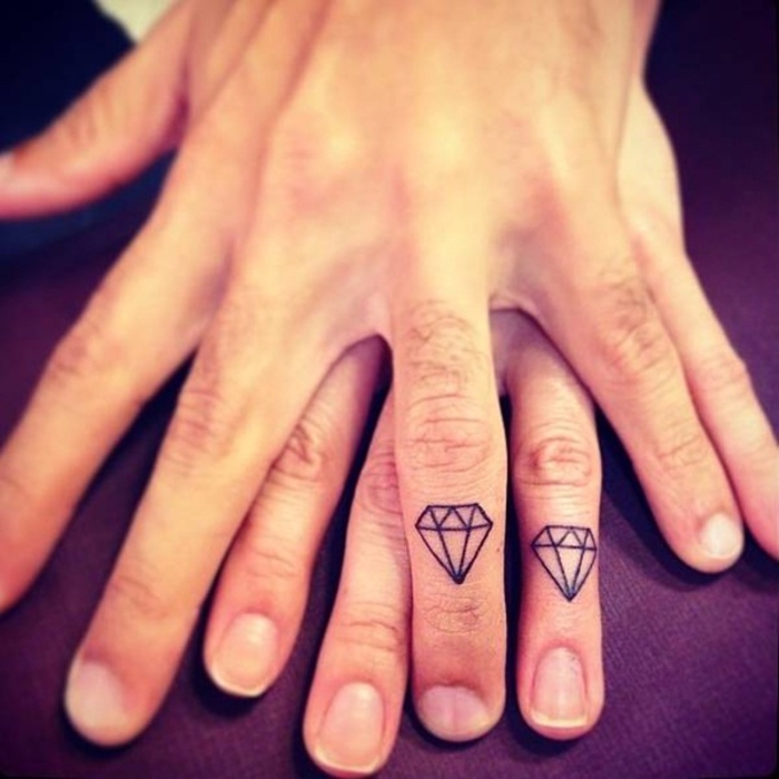 Diamant tatouage amour éternel, tatouage symbole originale, idée comment se tatouer