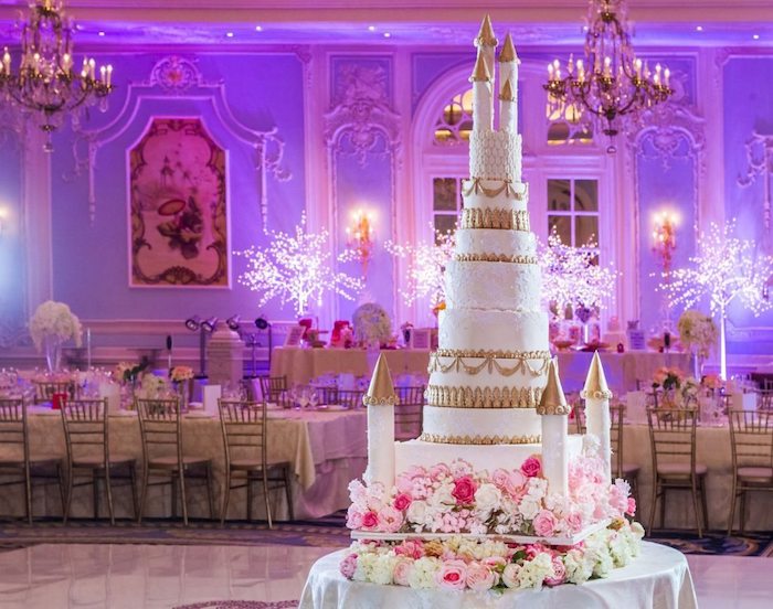 Image de gateau wedding cake mariage sujet, gateau mariage simple les mariés geante chateau, gâteau château de merveilles