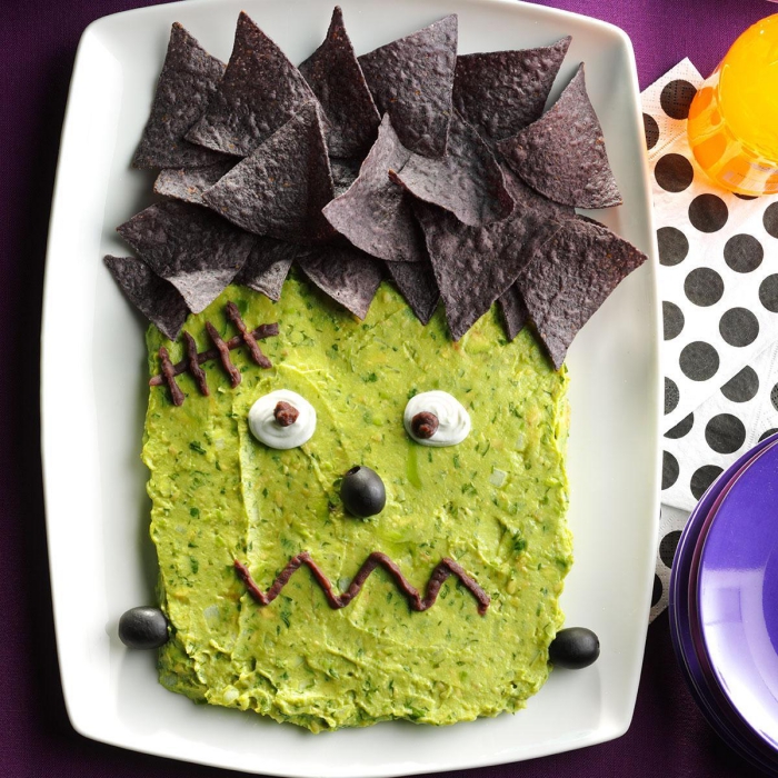 idées de recette facile et créative pour votre buffet d'halloween festif, guacamole frankenstein 