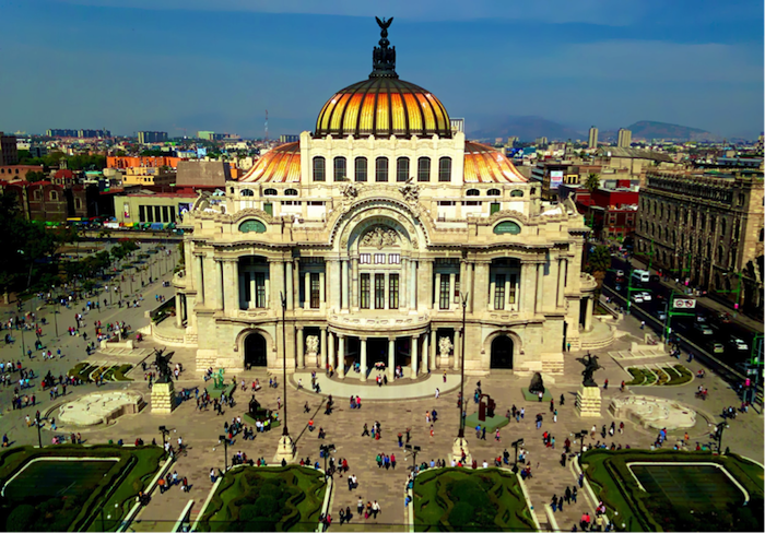découcrir l amérique latine, sejour visiter le mexique quels sites touristiques visiter, une vue urbaine du centre ville