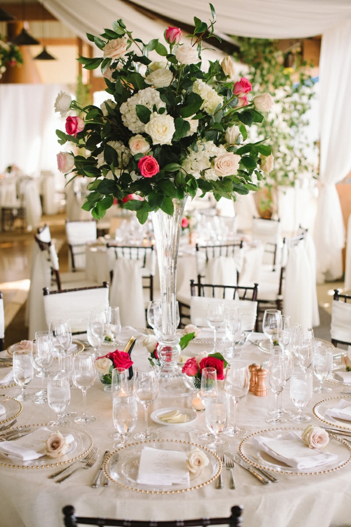décoration champetre chic pour un mariage rustique, deco table mariage blanche