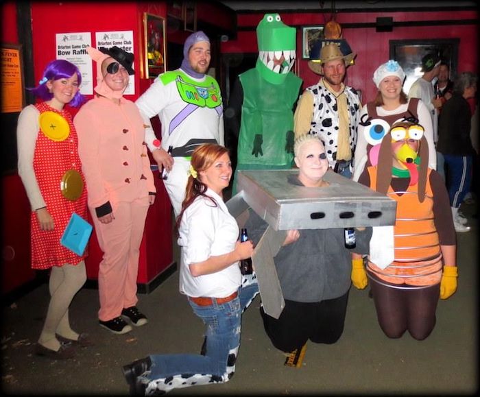 Photo déguisement halloween Toy story costumes fait maison, deguisement de groupe simple à réaliser