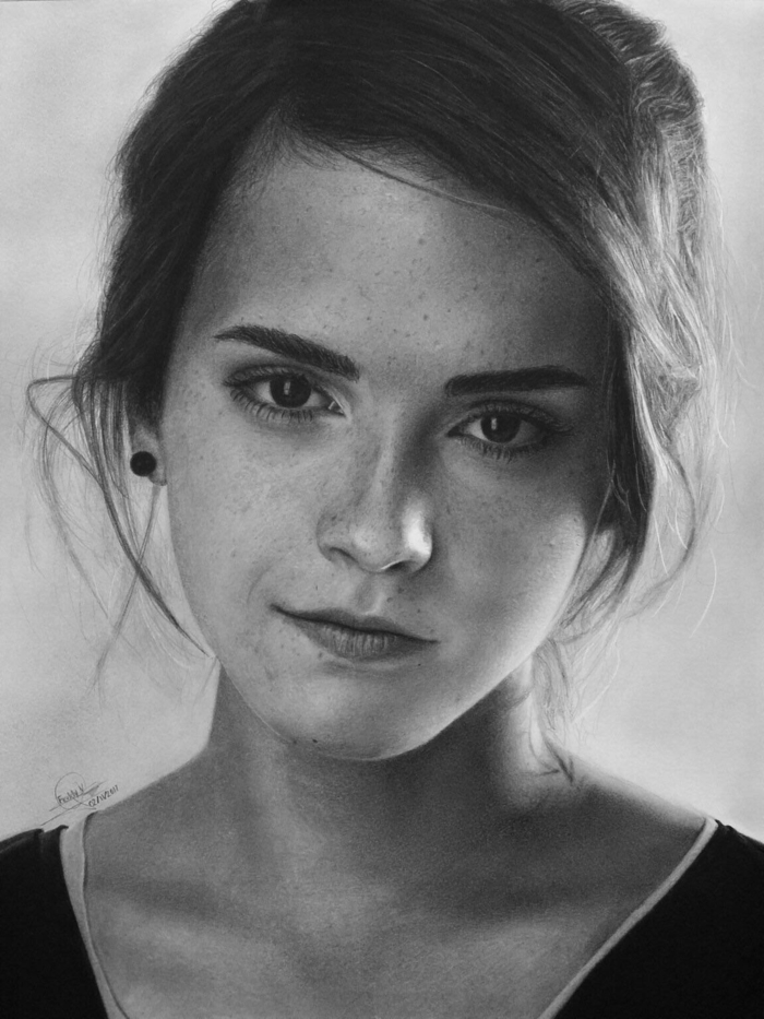 Dessin au fusain, portrait dessin difficile a reproduire soi même sur une feuille, portrait Emma Watson au fusain
