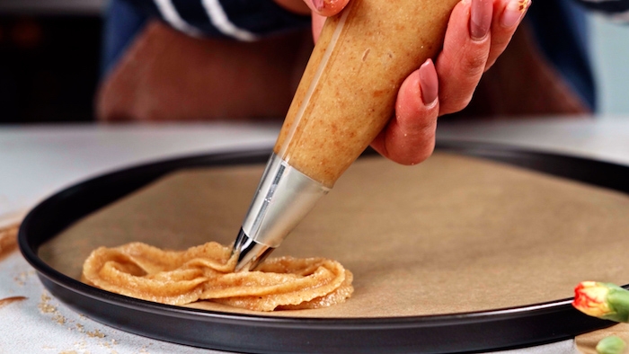 faire des noeuds de papillons avec de la pate a churrros maison recette dessert original