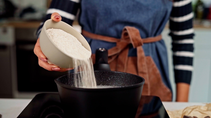 incorporer la farine de blé entier au reste des ingredients comment faire une pâte à churros maison dans casserole