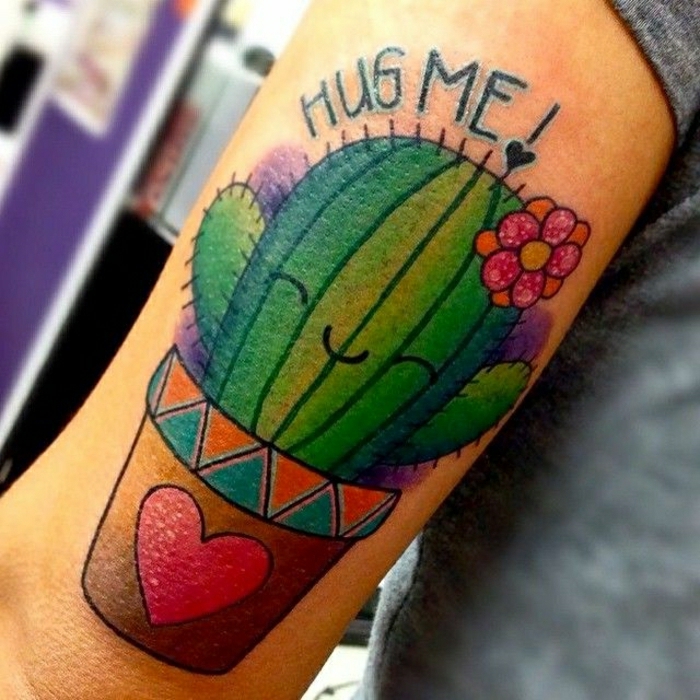 Atypique tatouage infini, idée tatouage poignet femme, inspiration tatouage original cactus qui dit caline moi