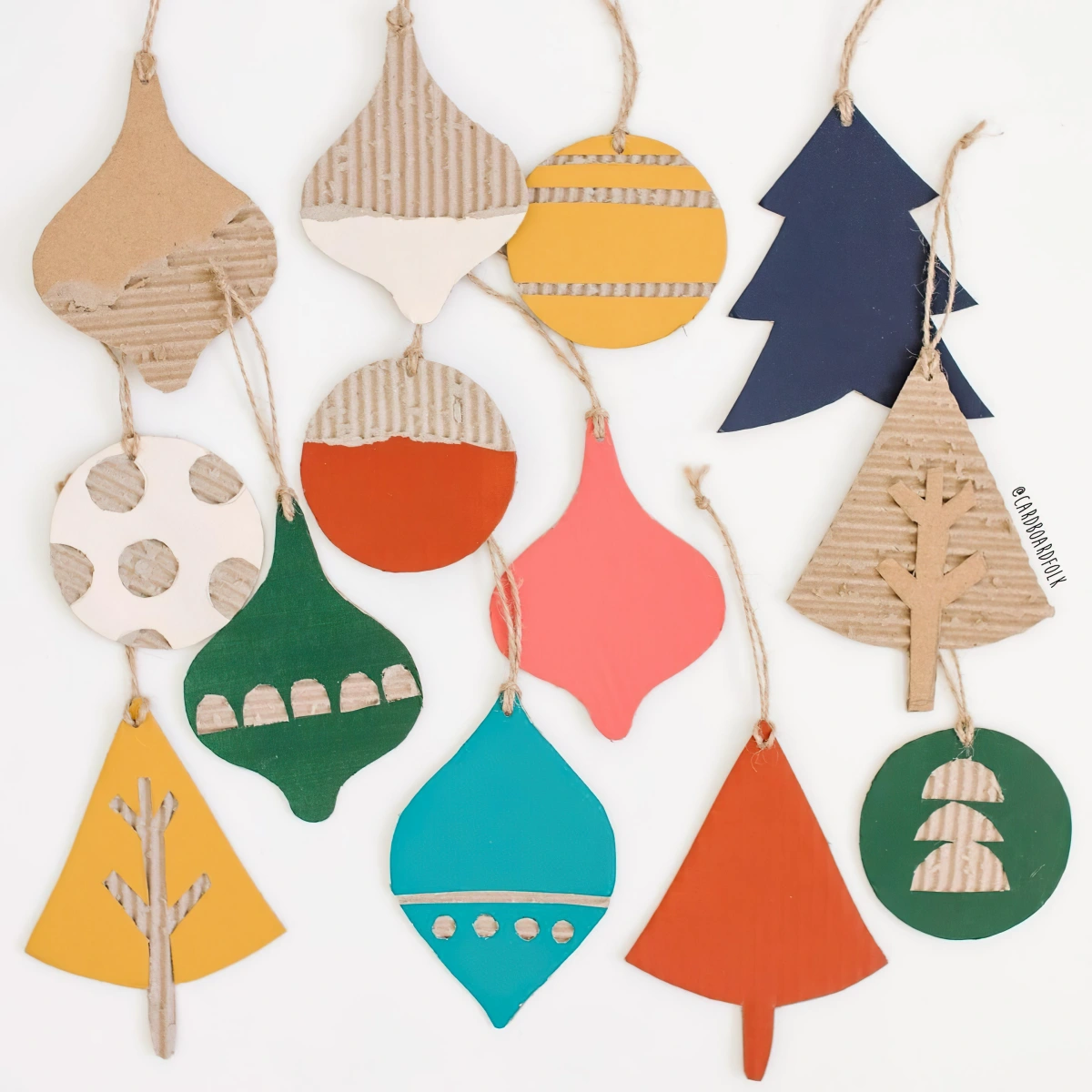 decoration noel a faire soi meme gratuit ornements en carton papier colore