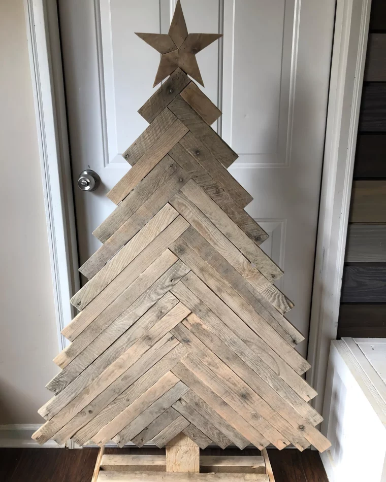diy arbre de noel bois etoile support pied tronc fait maison