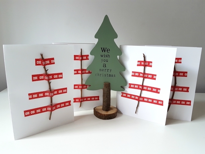 idée facile pour faire une carte de Noel, exemple comment décorer une carte vierge avec ruban adhésif à design noel