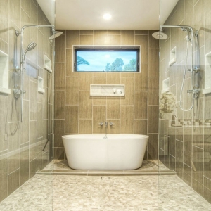 La salle de bain italienne en photos, ses avantages et ses inconvénients