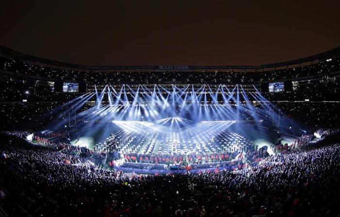 photo illustration finale superbowl LIII 2019 avec le concert polémique de maroon 5 et travis scott
