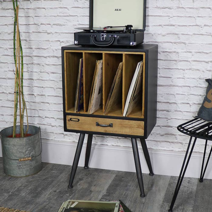 rangement vinyle design en bois style rétro sur pieds avec casiers pour disques tiroir et support platine vinyl