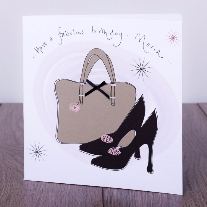 exemple de carte anniversaire pour femme, DIY carte facile aux motifs fashionista, modèle carte faite maison facile