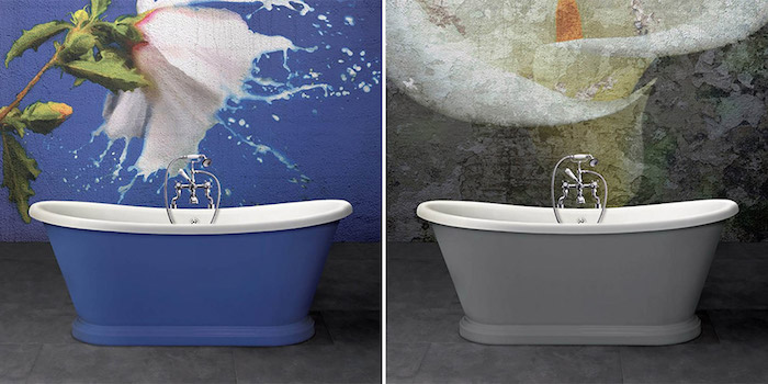 modèles de baignoires ilot sur pieds peintes en gris et bleu assortie à la décoration générale de la salle de bain