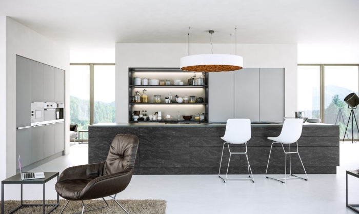 design intérieur moderne, modèle de cuisine blanche ouverte vers le salon, plan de cuisine avec îlot central gris anthracite