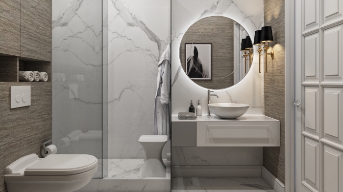 modèle de salle de bain contemporaine aux murs marbre avec pan de mur à imitation bois, idée rangement mural niche ouverte