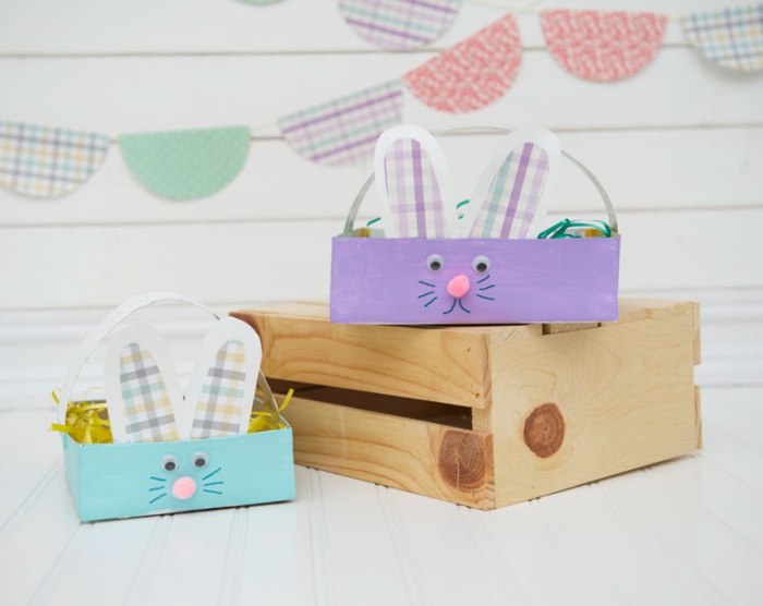 quel bricolage de paques pour enfants, diy panier facile en papier cartonné en forme lapin, visage lapin avec nez en pompons et yeux mobiles