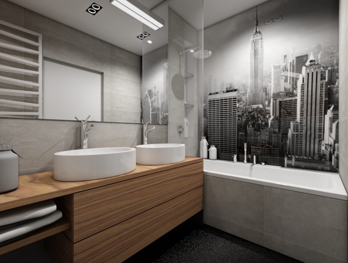modèle de carrelage gris clair pour salle de bain, idée papier peint pour salle de bain à design photo ville blanc et noir