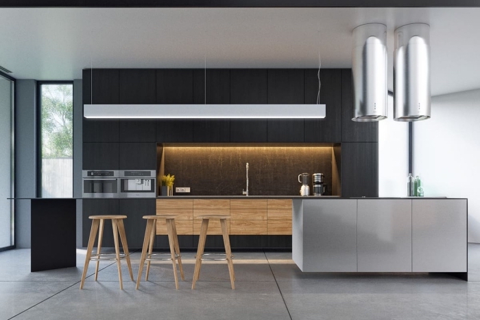 modèle de facade cuisine noir mate, éclairage moderne pour cuisine, exemple de crédence avec éclairage sous meuble