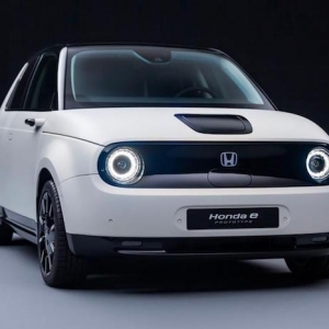 Au Salon de Genève, Honda dévoile la E Prototype et annonce son lancement prochain