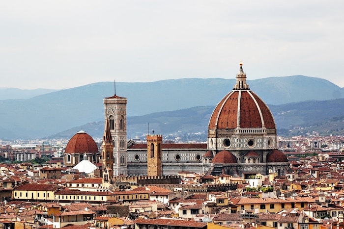 Florence fond d'écran europe paysage médiéval avec beaucoup de maisons et grande cathedrale, ville, idées en images pour vos voyages
