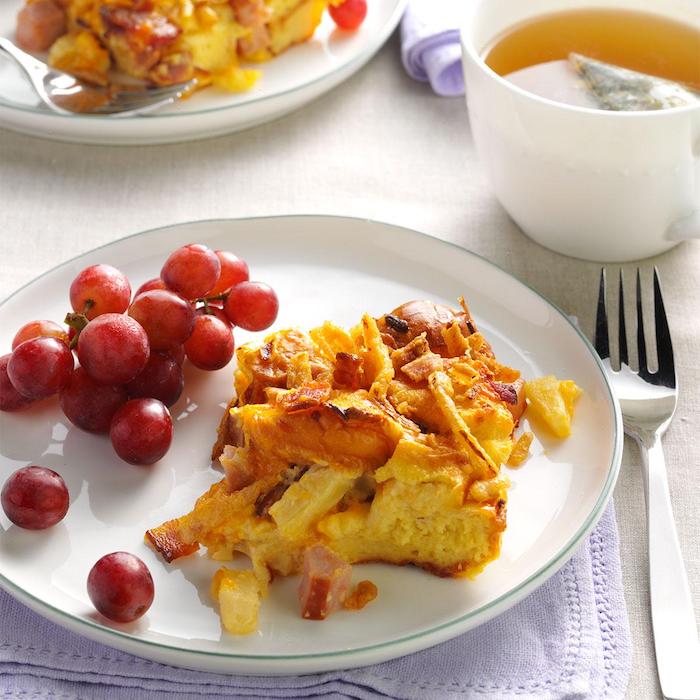 Raisins pour garnir un quiche avec pommes de terre et jambon, idee repas fete de famille, idée recette facile, tapas original