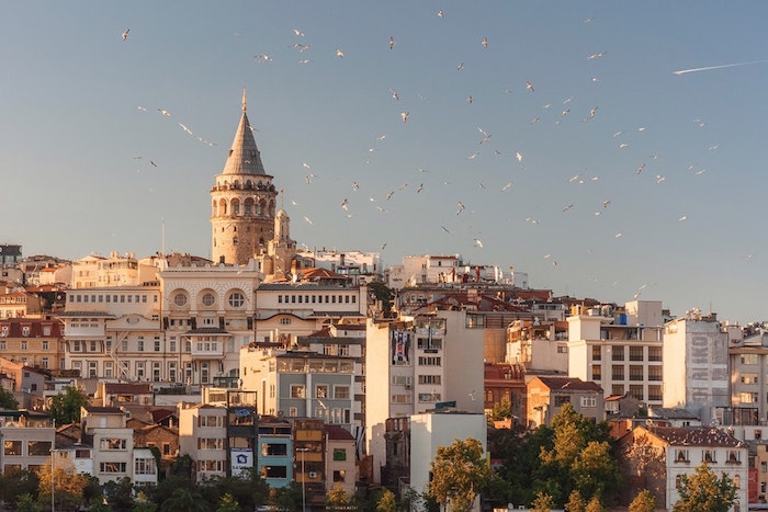 Istanbul ville moderne avec grande histoire, le plus beau paysage ville pour arrière plan ordinateur, image gratuite libre de droit