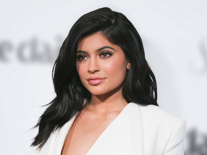 photo Kylie Jenner de mi soeur de Kim Kardashian devient la plus jeune milliardaire de l histoire à 21 ans selon Forbes avec Kylie Cosmetics et Lip Kit