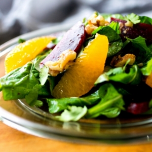 Boostez votre métabolisme avec une salade verte originale - plusieurs photos et recettes délicieuses