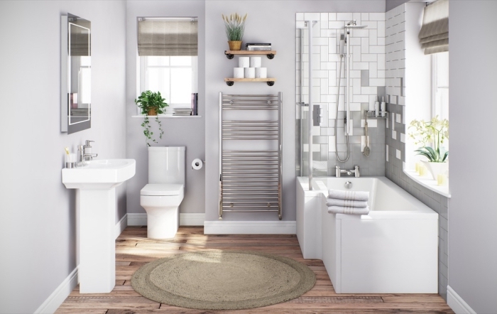 décoration salle de bain en blanc et bois avec peinture murale gris clair, revêtement plancher effet bois salle de bain